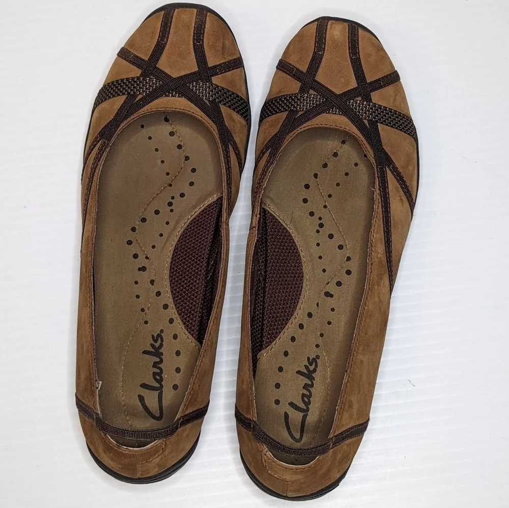Clark's women's comfort brown suede slipon‎ flats shoes size 7